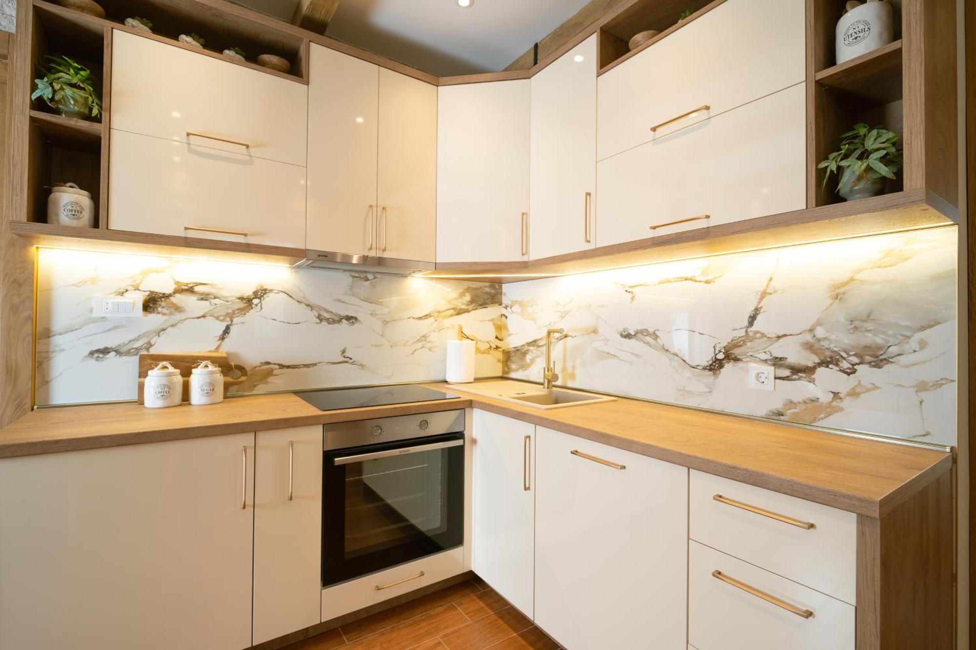 42° North Apartments ติวัต ภายนอก รูปภาพ