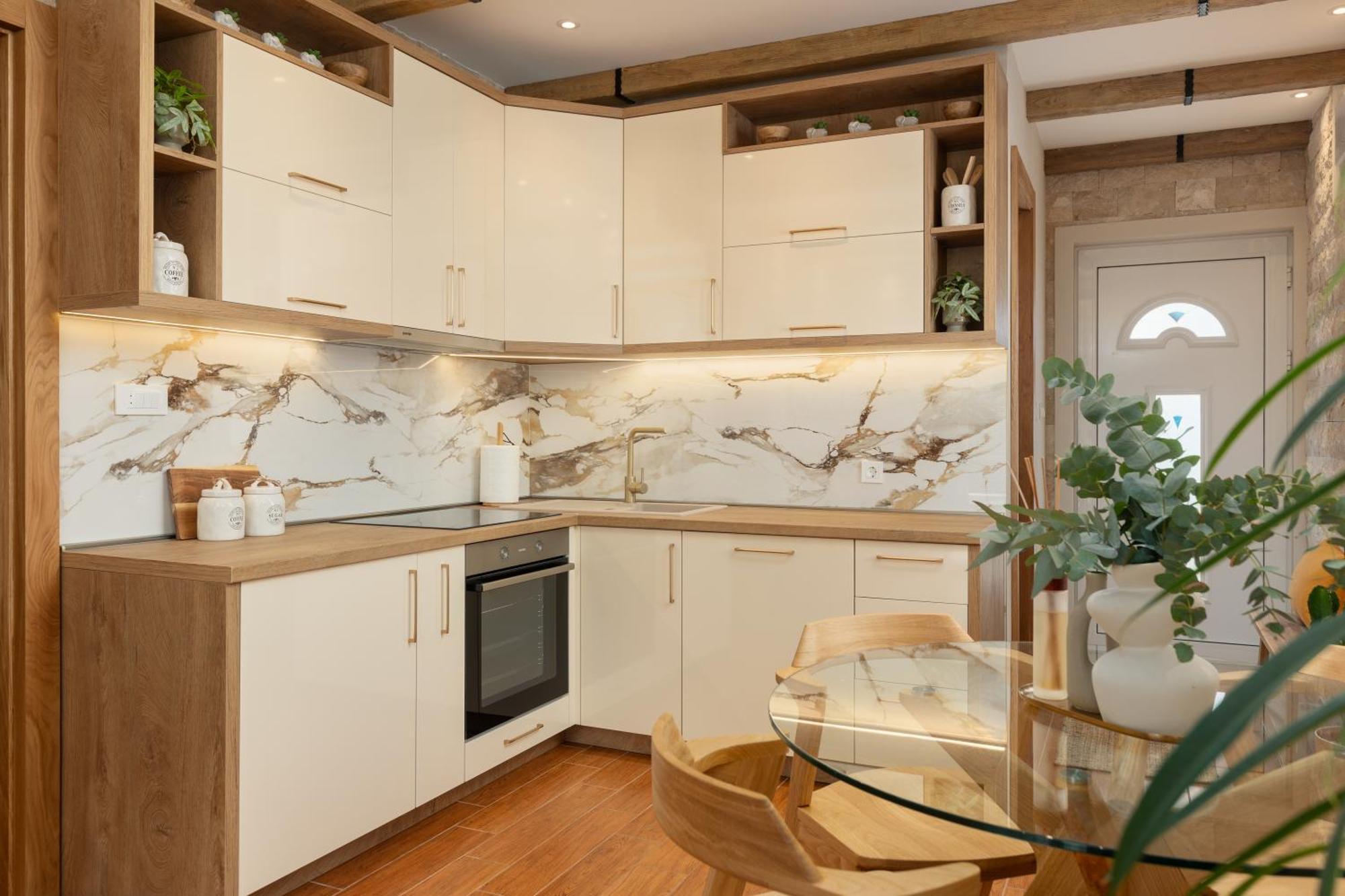 42° North Apartments ติวัต ภายนอก รูปภาพ