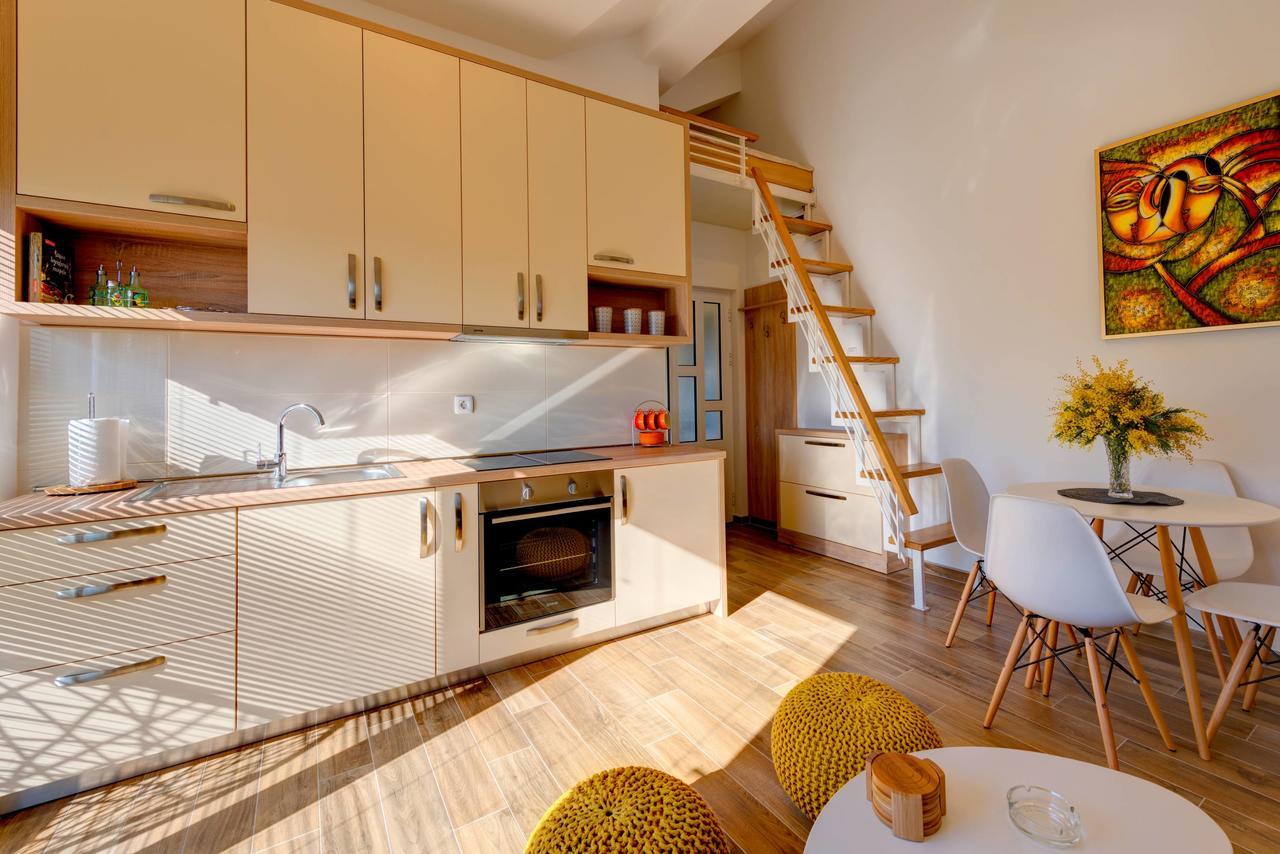 42° North Apartments ติวัต ภายนอก รูปภาพ
