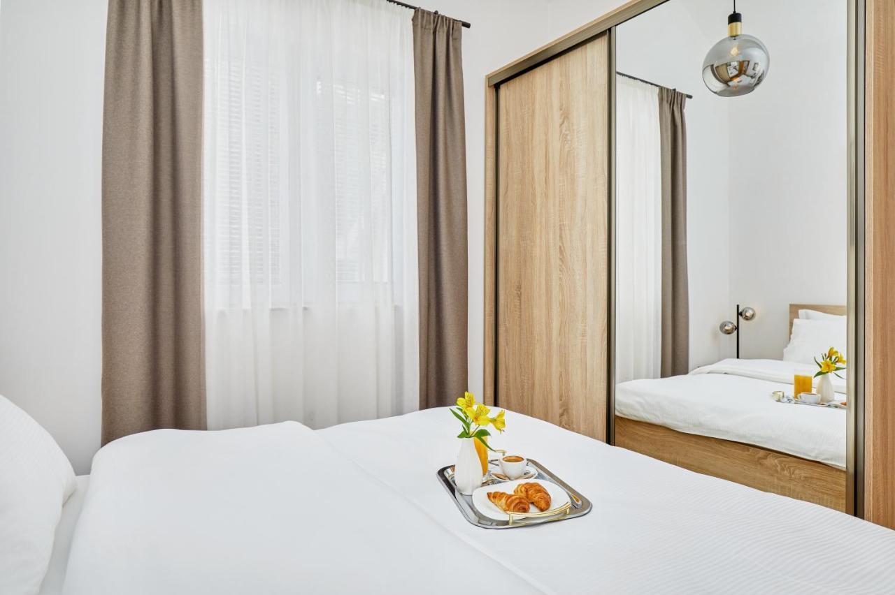 42° North Apartments ติวัต ภายนอก รูปภาพ